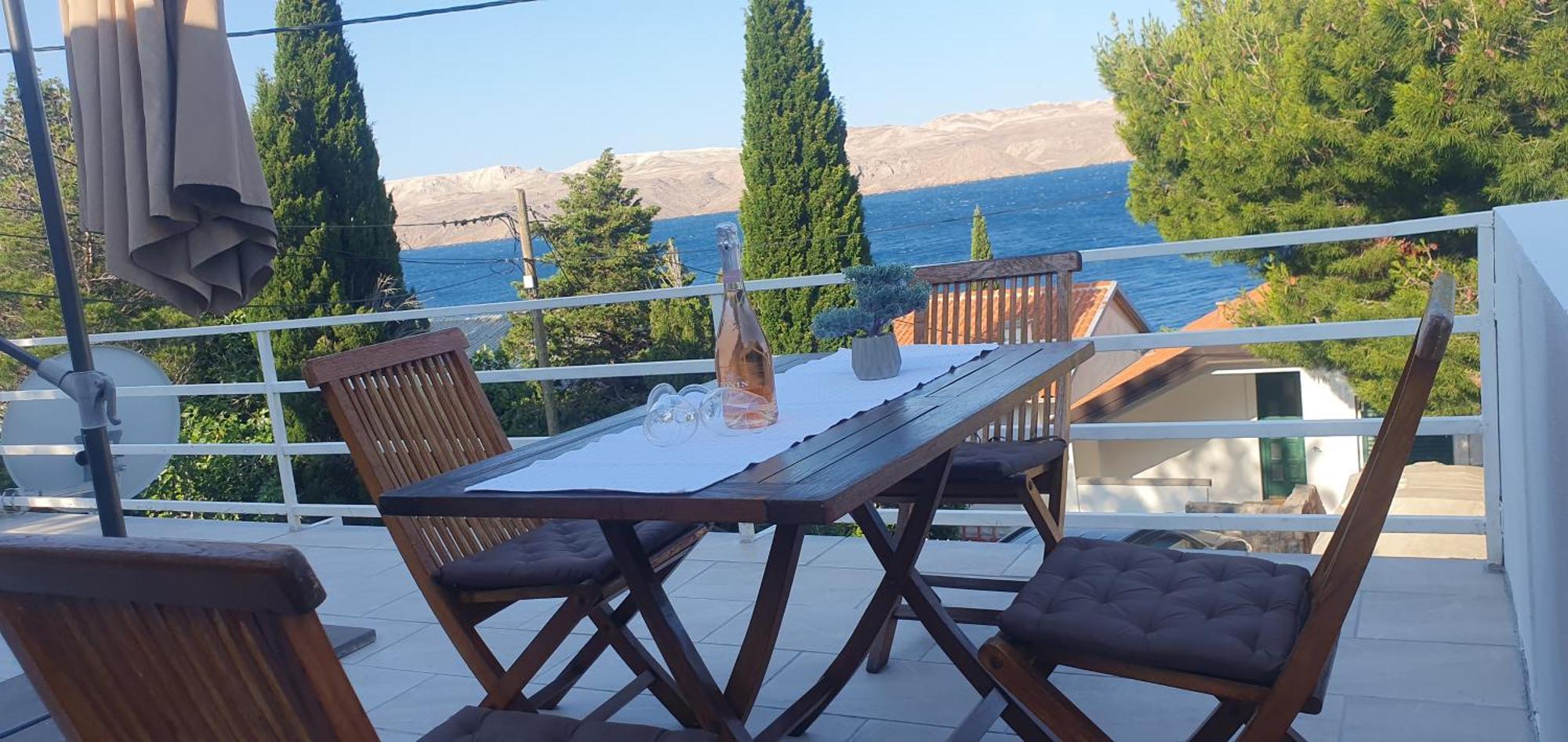 Sara Marija Apartman Karlobag